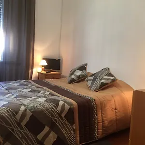  Affittacamere Residencia Almirante
